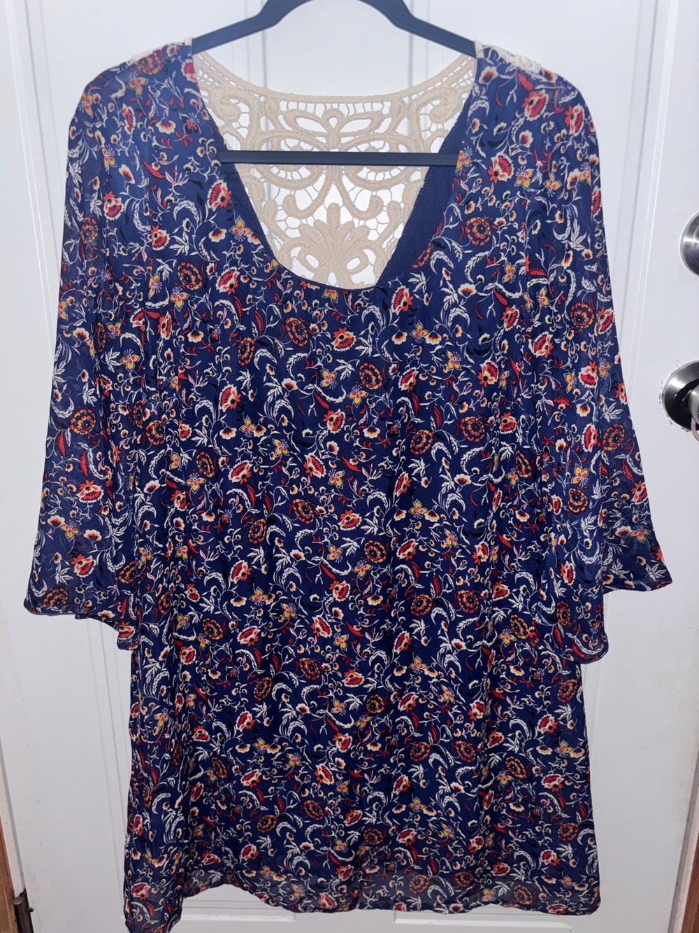 AUW Navy Floral Lace-Back Top with Red & Yellow Accents-NWOT